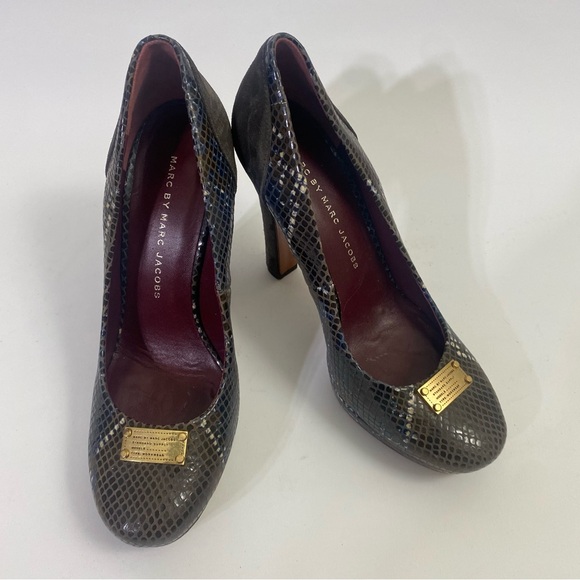 Marc Jacobs Snake Print Platform Pumps Block Heels 6 / 36 Buckle - Picture 6 of 13